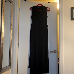 Black Maxi-dress w/Ties/bow